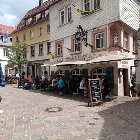 Appartement Schlossberg, Gasthaus Hirsch 히르슈호른 외부 사진