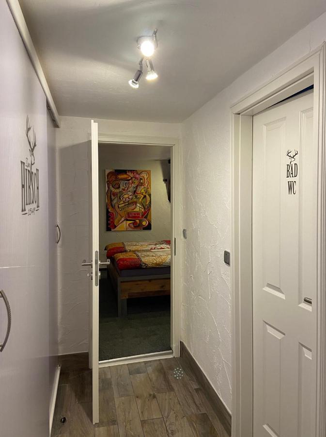 Appartement Schlossberg, Gasthaus Hirsch 히르슈호른 외부 사진