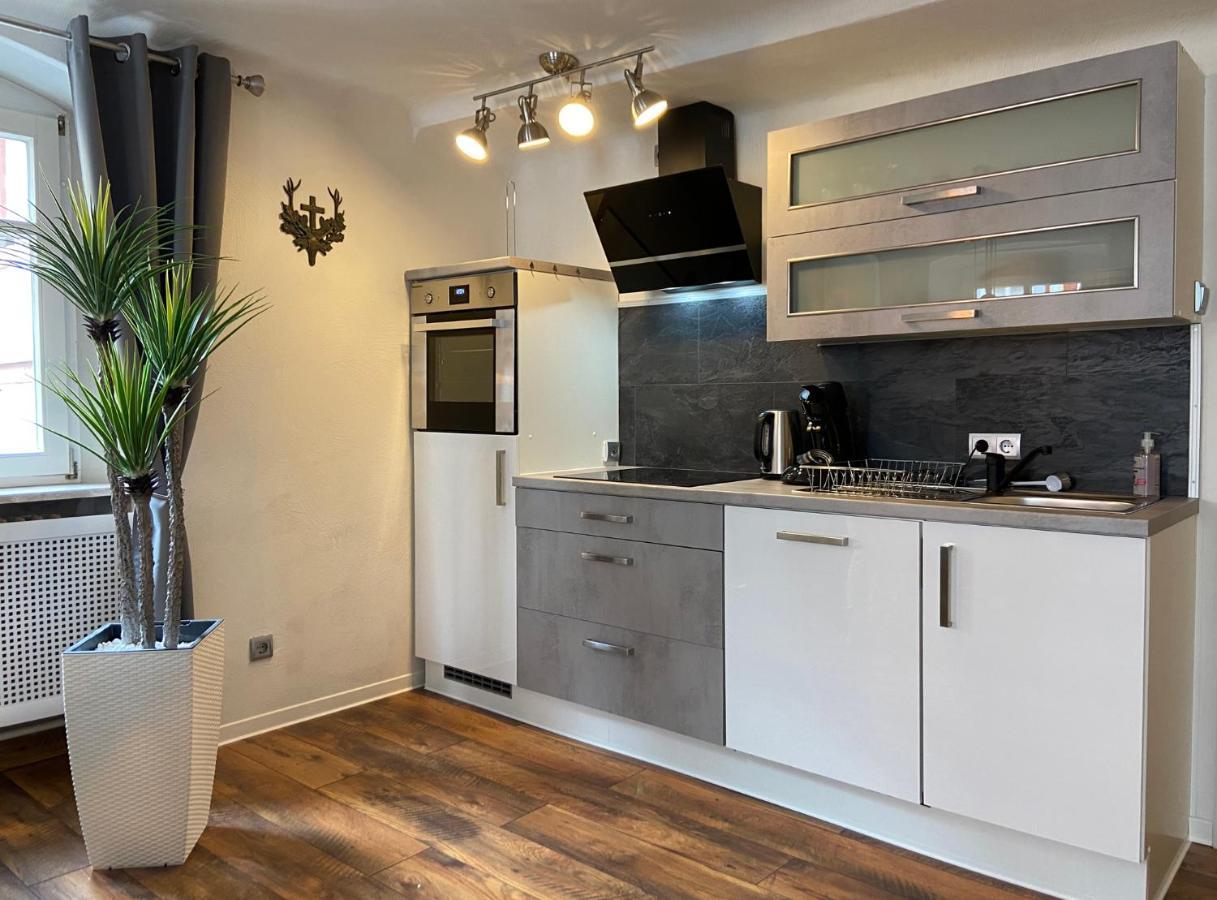 Appartement Schlossberg, Gasthaus Hirsch 히르슈호른 외부 사진