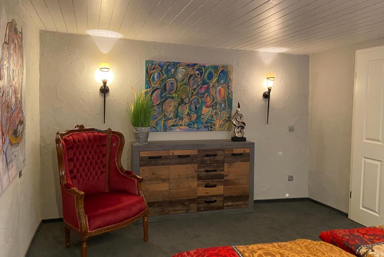 Appartement Schlossberg, Gasthaus Hirsch 히르슈호른 외부 사진