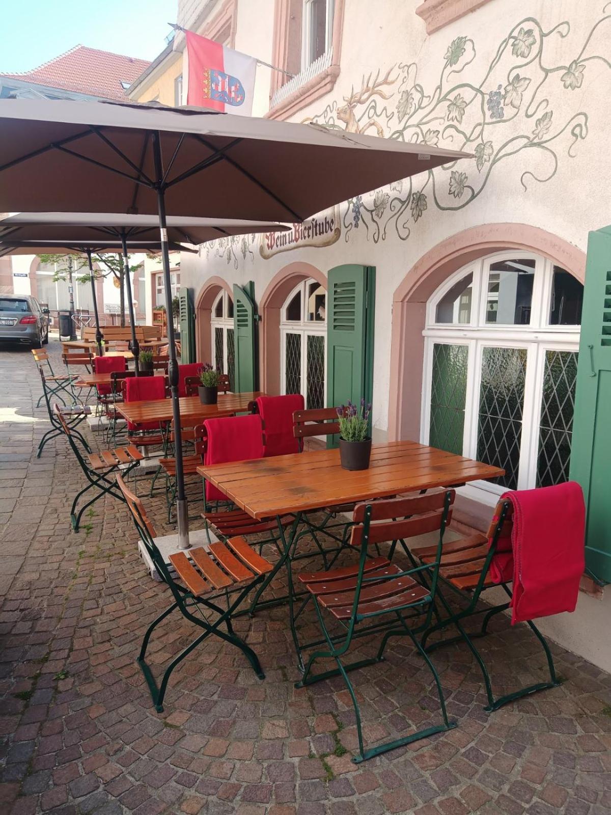 Appartement Schlossberg, Gasthaus Hirsch 히르슈호른 외부 사진